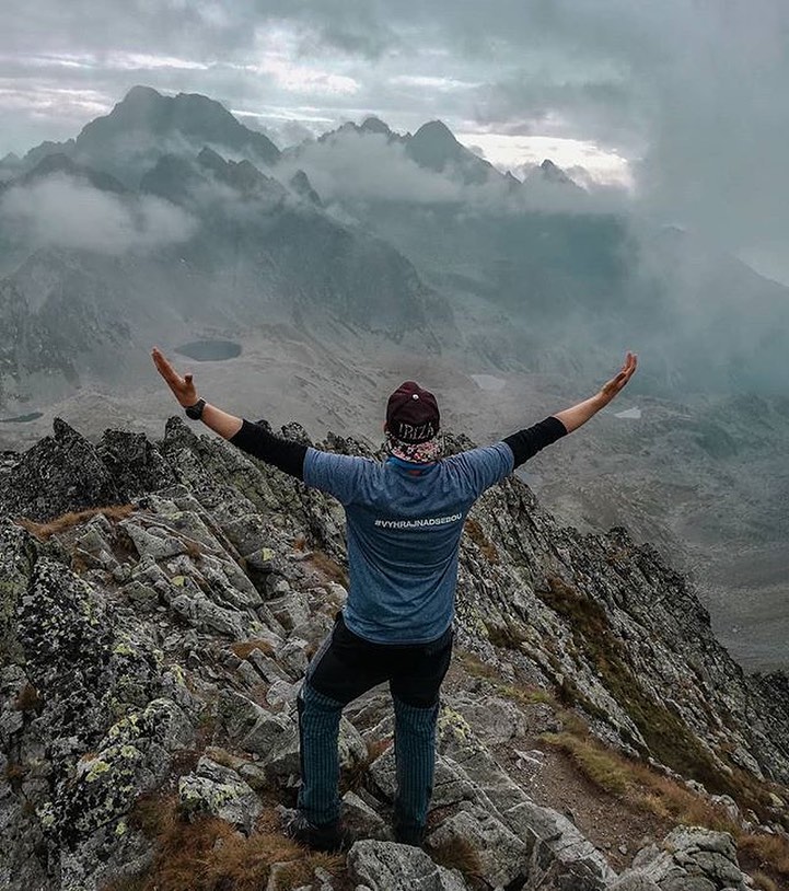 Foto de cumbre de un participante
