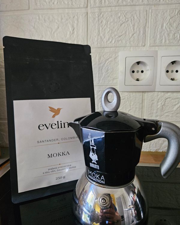 Customer photo of evelina Mokka